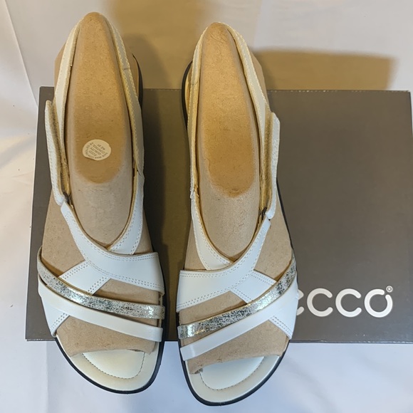 Ecco Felicia Sandal 41 EU in White, New in box, Size EU 41, US size 10-1… - Picture 3 of 8